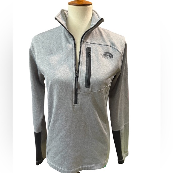 The North Face Tops - The North Face Gray 1/4 Zip Pullover Women’s Small Medium Stretch Fleece